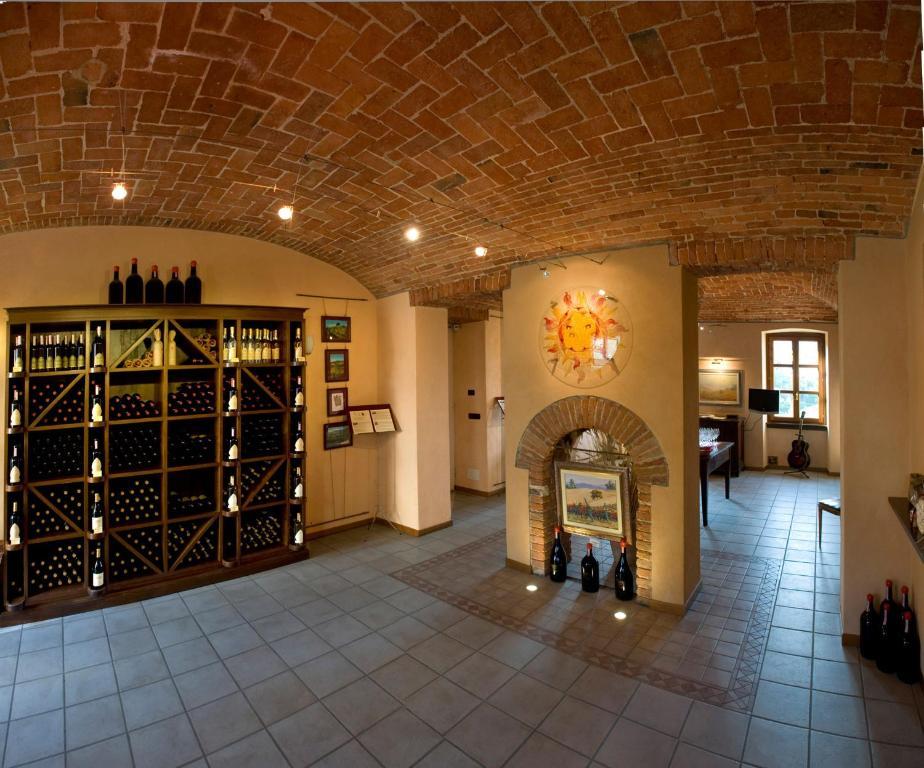 Casa Svizzera Agriturismo Barolo Luaran gambar